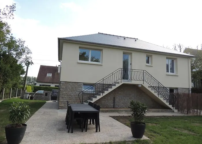 Entre Terre Et Baie *